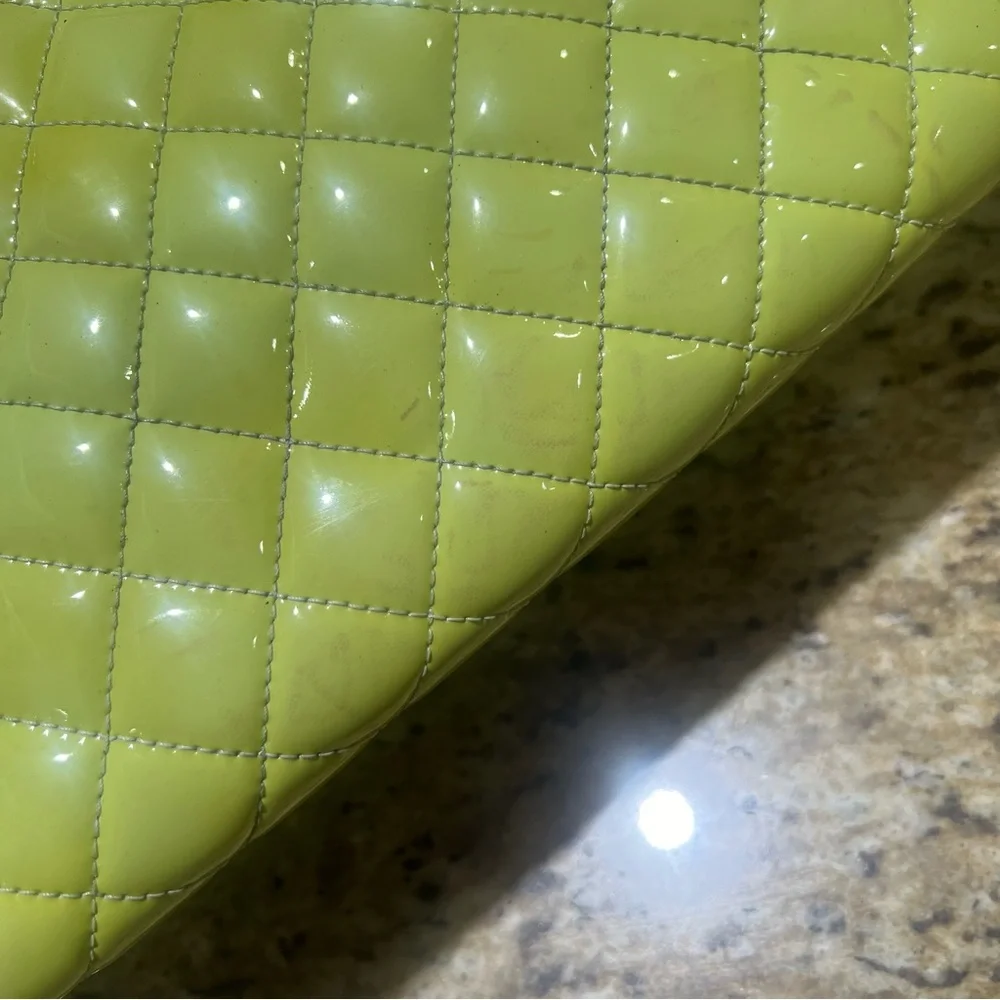 CHANEL Quilted Green Patent Leather Just Mademoiselle Shoulder Bag - Picture 9 of 16